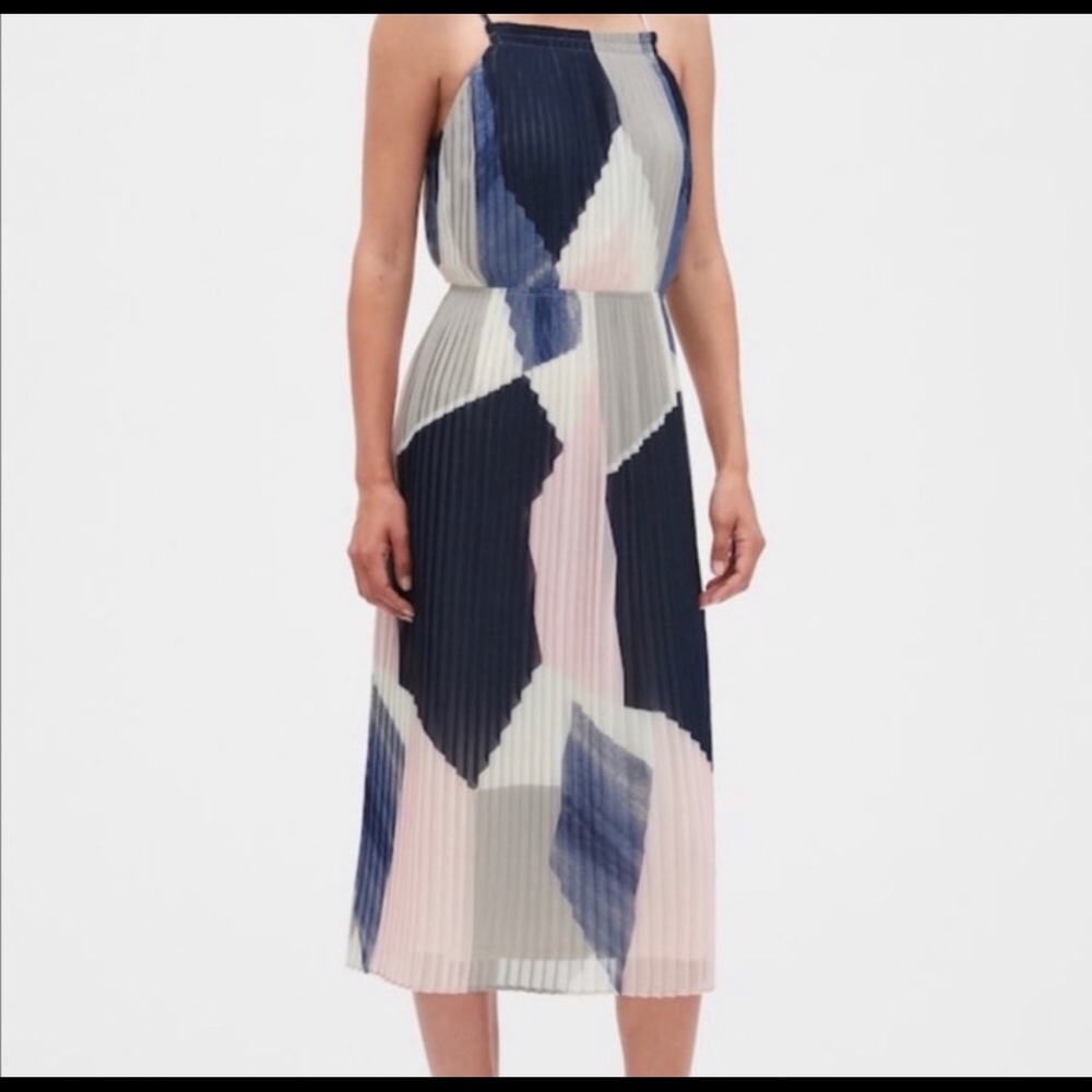 Banana Republic Pleated Dress NWT